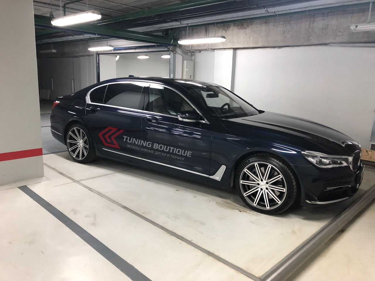 BMW 7 Series на 20" дисках Vossen CV4 фото 1
